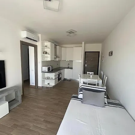 Διαμέρισμα Red Sky - Porta Di By Ghor