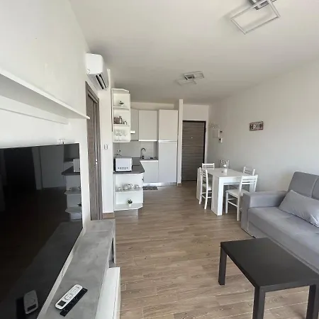 Red Sky - Porta Di By Ghor Apartman *